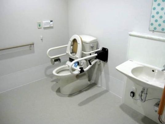 清潔なトイレ設備