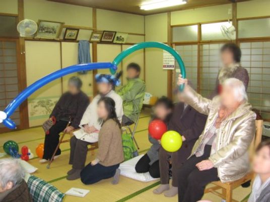 活動中の和室