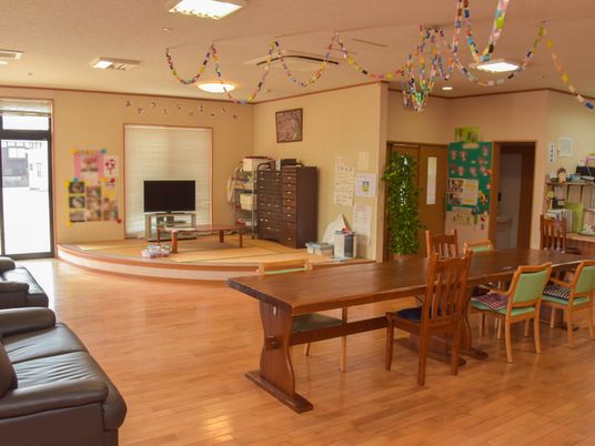 共有ラウンジの風景