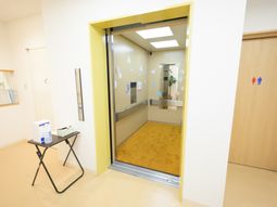 清潔感のあるトイレエントランス