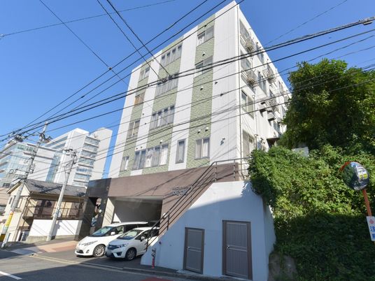 都市型施設の外観