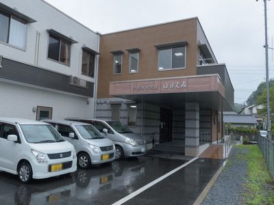 快適なエントランス外観