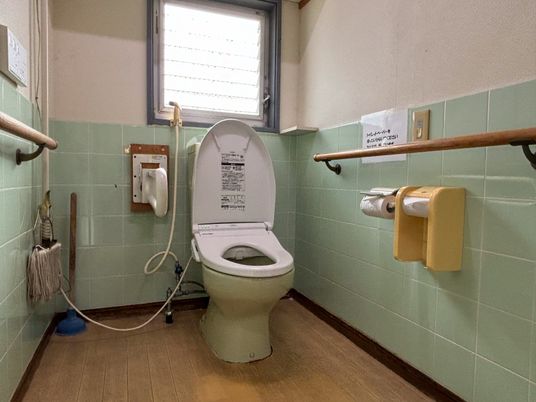 利用者の安全を考えたトイレ