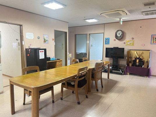 ゆったり過ごせる食堂