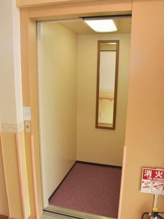 エレベーターの出入り口