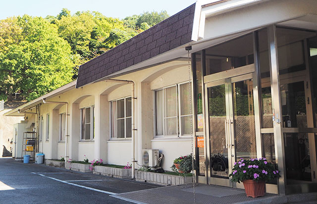 短期入所生活介護事業所聖ヨゼフの園の外観