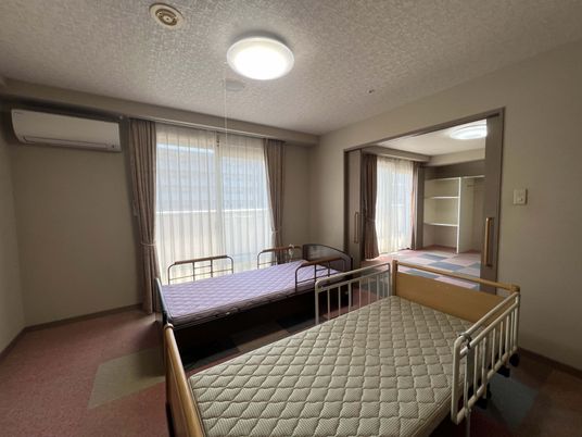 広々とした綺麗な居室