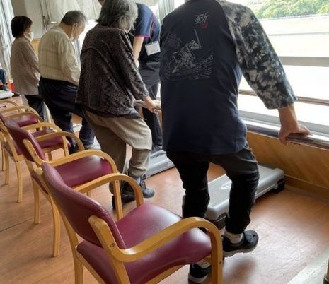 ステップ台での運動