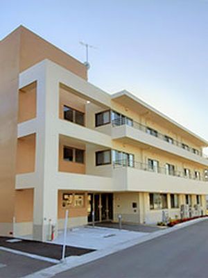 3階建ての建物外観
