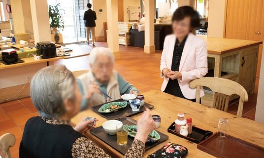 温かみのある食堂
