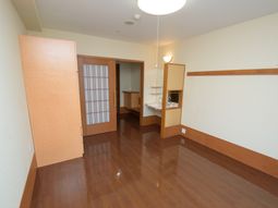 和洋室の居室空間