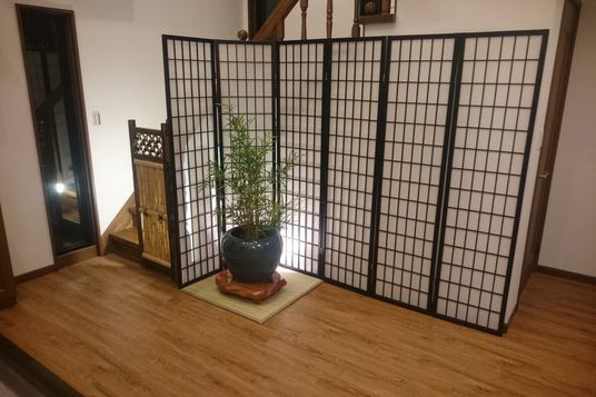 観葉植物のある和室