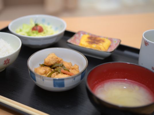 バランスの取れた和食膳