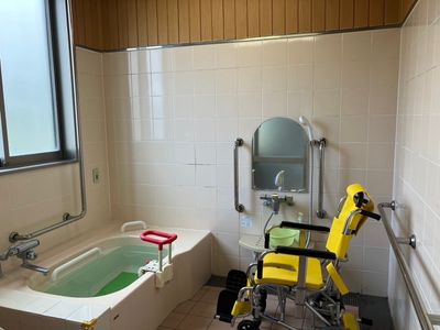 快適な介護浴室