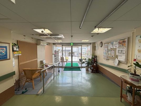 車椅子対応のエントランス