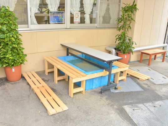 屋外の機能訓練設備