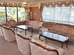 エレガントなラウンジエリア