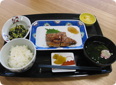 彩り豊かな和食膳の料理