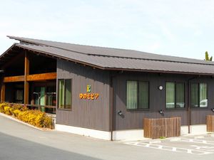 木造の施設外観  