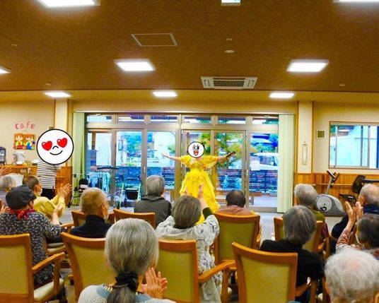 ライブが行われている部屋