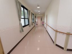 清潔な廊下の風景