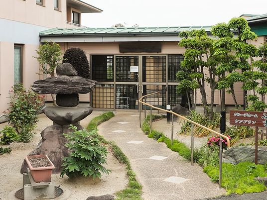 和風の外観入口  