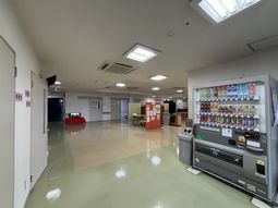広々とした廊下