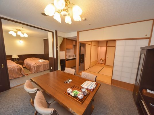 和洋折衷の居室空間