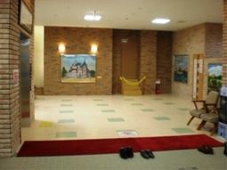 落ち着いた雰囲気のエントランス