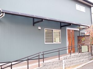 穏やかな外観の施設
