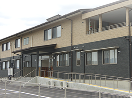 親しみやすい建物の外観