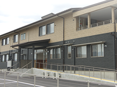 親しみやすい建物の外観