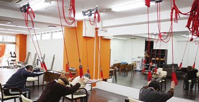 リハビリ用具が揃った機能訓練室