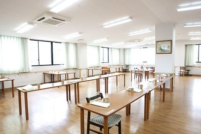 ゆったりとした食堂