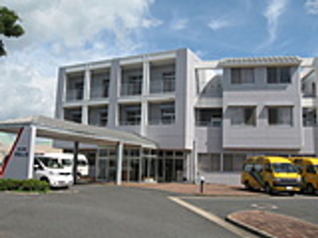 快適な外観の施設 外観 ゆったりとした設計の外観が印象的です。アクセスしやすく、快適な環境が提供されています。