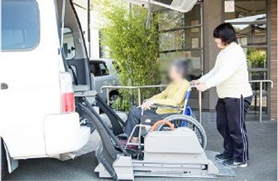 車椅子移動支援エントランス