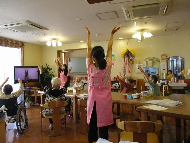 レクリエーションする食堂