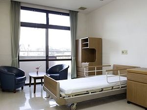 居室の窓辺  