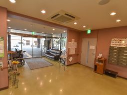 広々としたエントランス