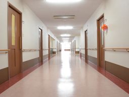 清潔感のある廊下