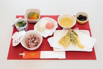 和食の食事セット