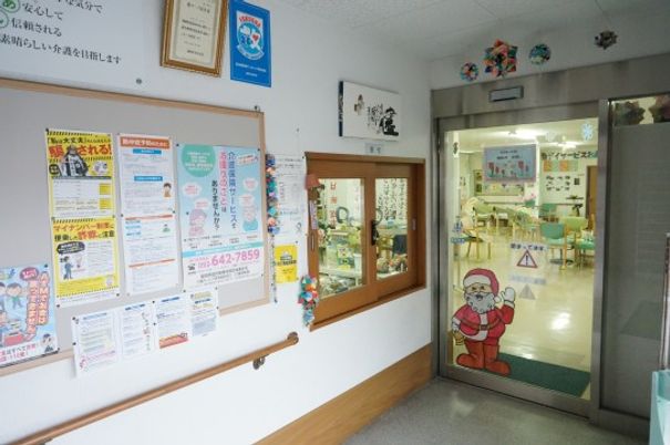 多情報掲示板と入口
