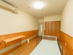 居室のシンプルな空間