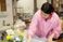 対話を楽しむ様子の居室