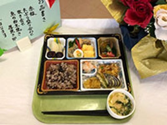 昼食メニュー例