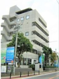 多階層の建物外観