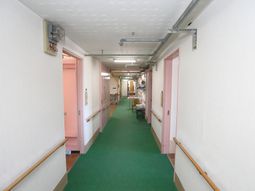 清潔な廊下