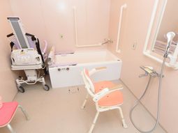 バリアフリー浴室設備