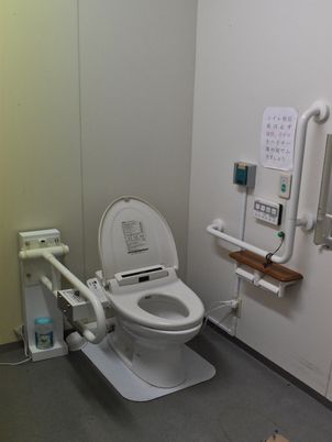 バリアフリートイレ設備