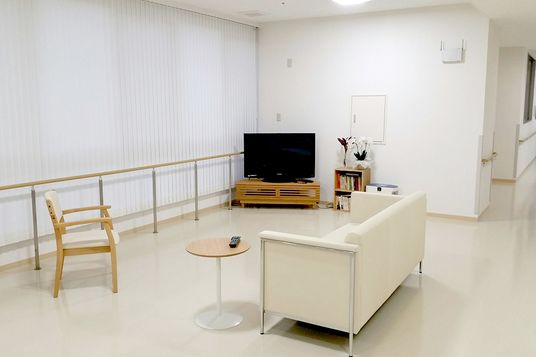 ソファとテレビの部屋